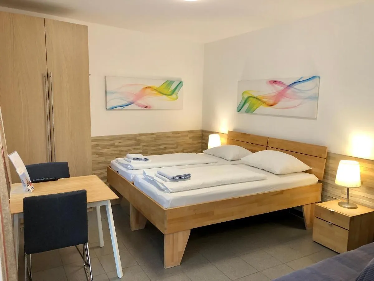 Ajo Vienna Terrace - Contactless Check-In Apartment 0*,