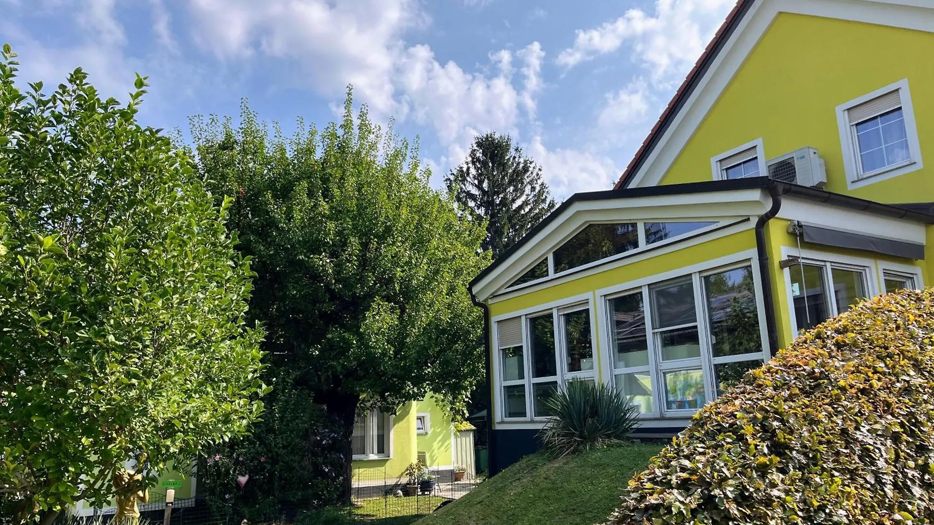 Ajo Vienna Terrace - Contactless Check-In Apartment 0*,  Austria